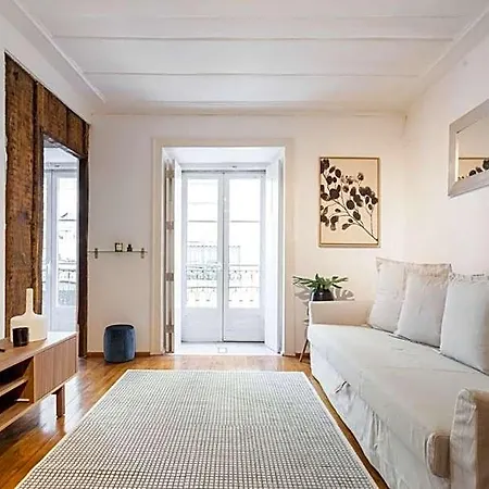 Living Bairro Alto Ii *